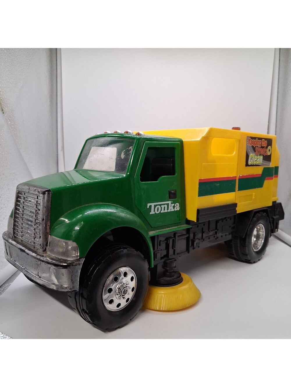 Tonka Motorized Street Sweeper Truck Green Yellow Battery Operated Toy Tested